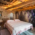 Holiday home Vecchio Forno Only Adult, Luxury, History, Comfort Fiorenzuola di Focara