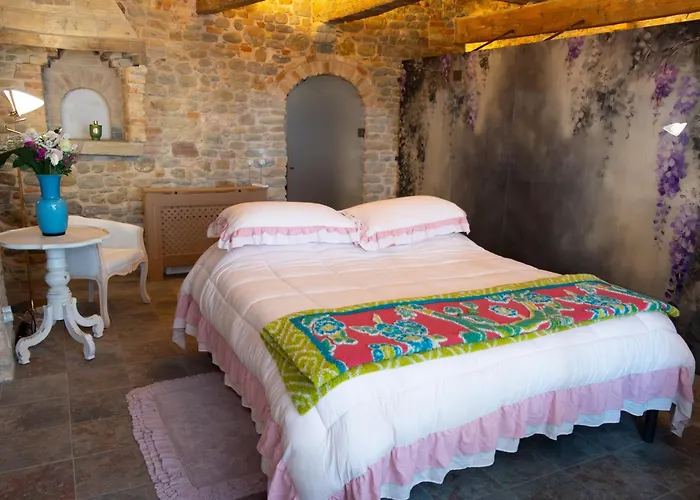 Vecchio Forno Only Adult, Luxury, History, Comfort Fiorenzuola di Focara